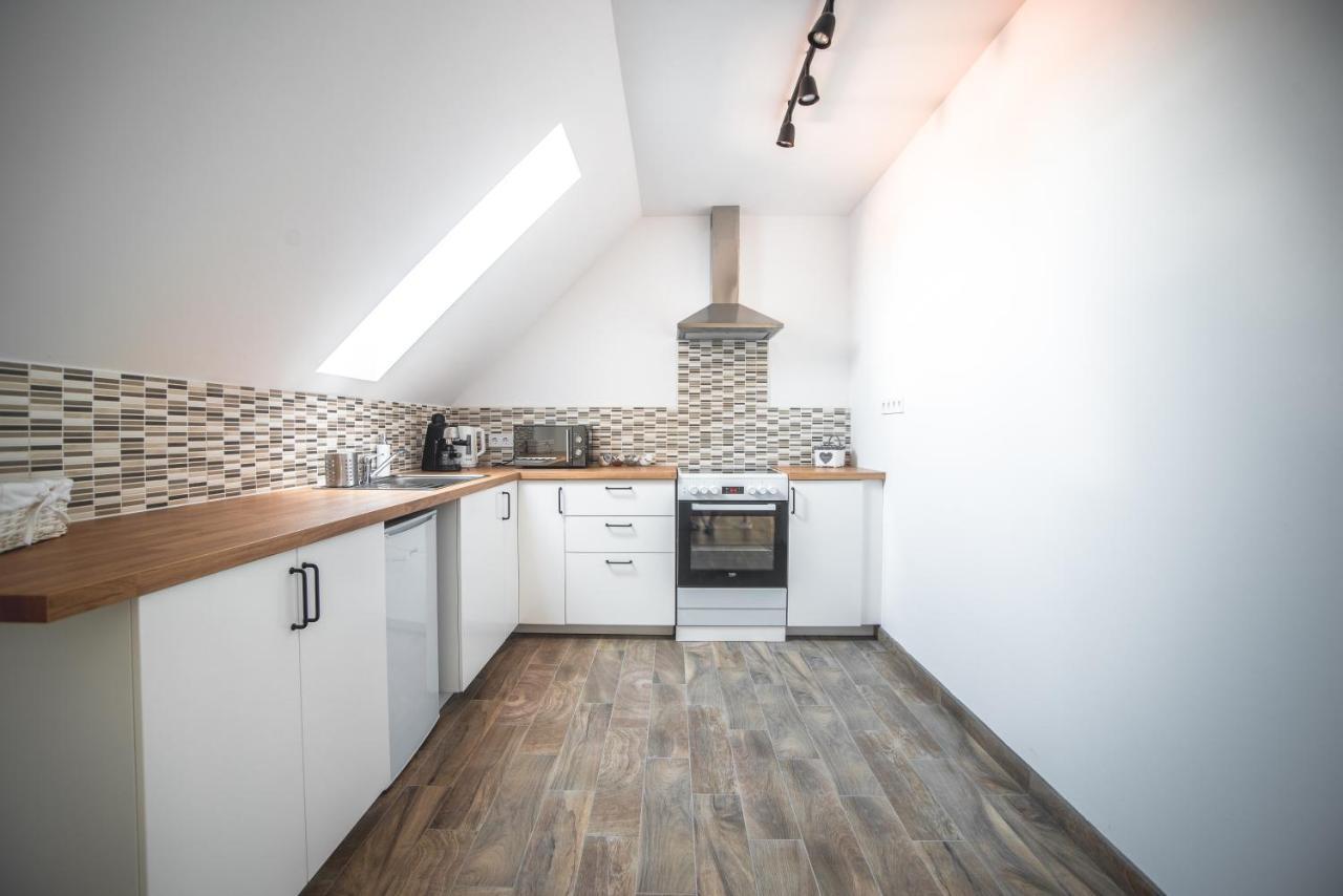 Pataky Apartmanok Veszprem Bagian luar foto
