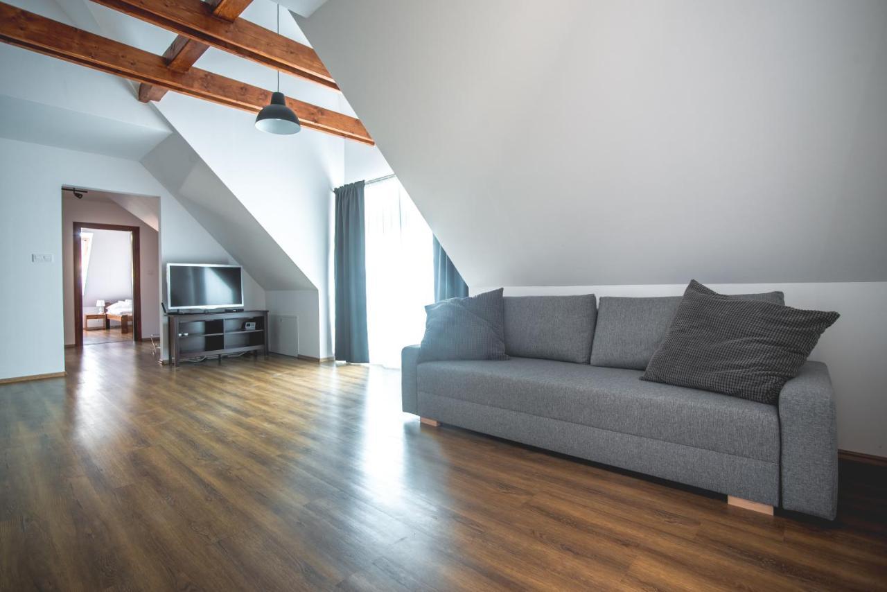 Pataky Apartmanok Veszprem Bagian luar foto