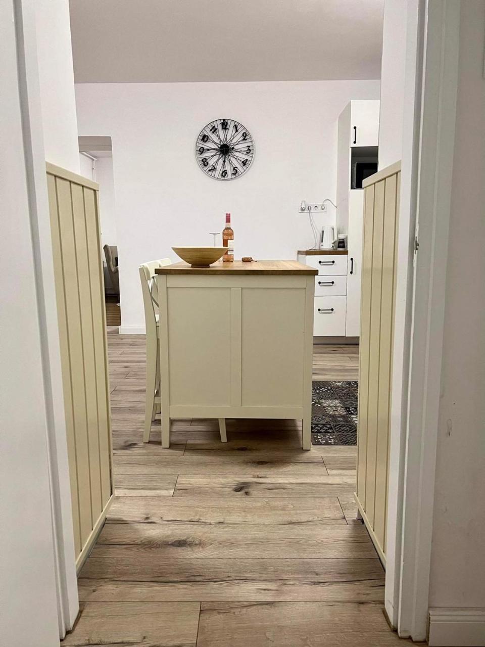 Pataky Apartmanok Veszprem Bagian luar foto