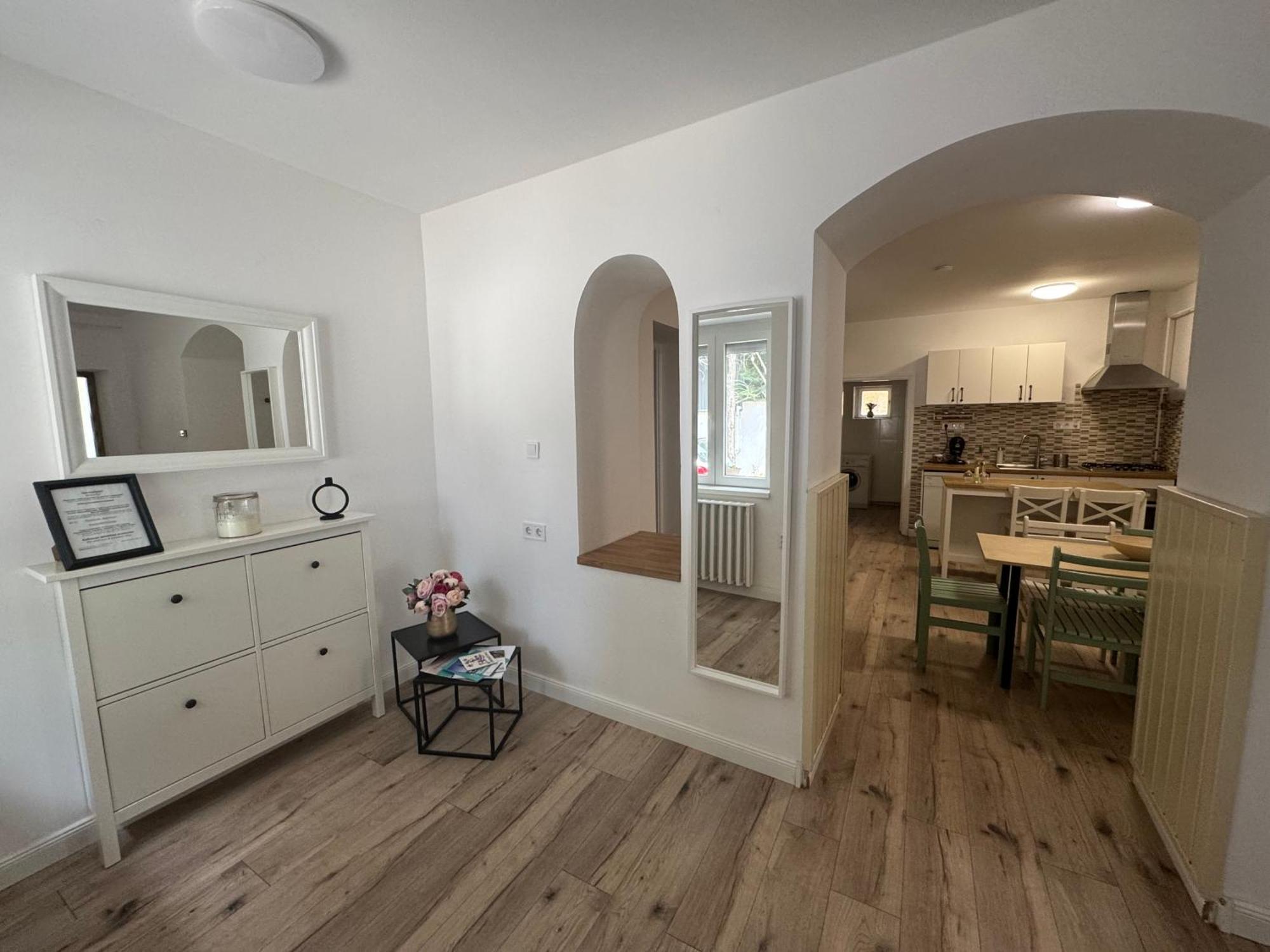 Pataky Apartmanok Veszprem Bagian luar foto