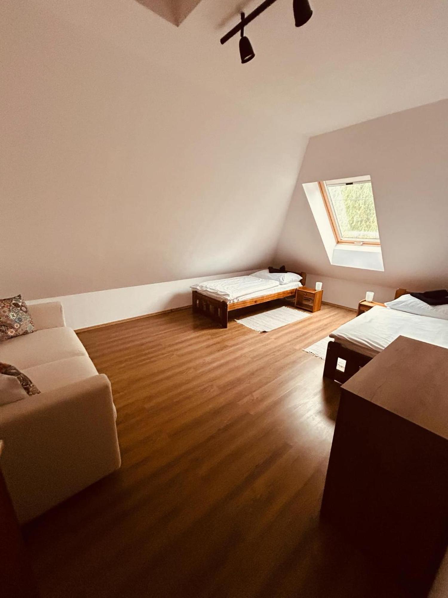 Pataky Apartmanok Veszprem Bagian luar foto